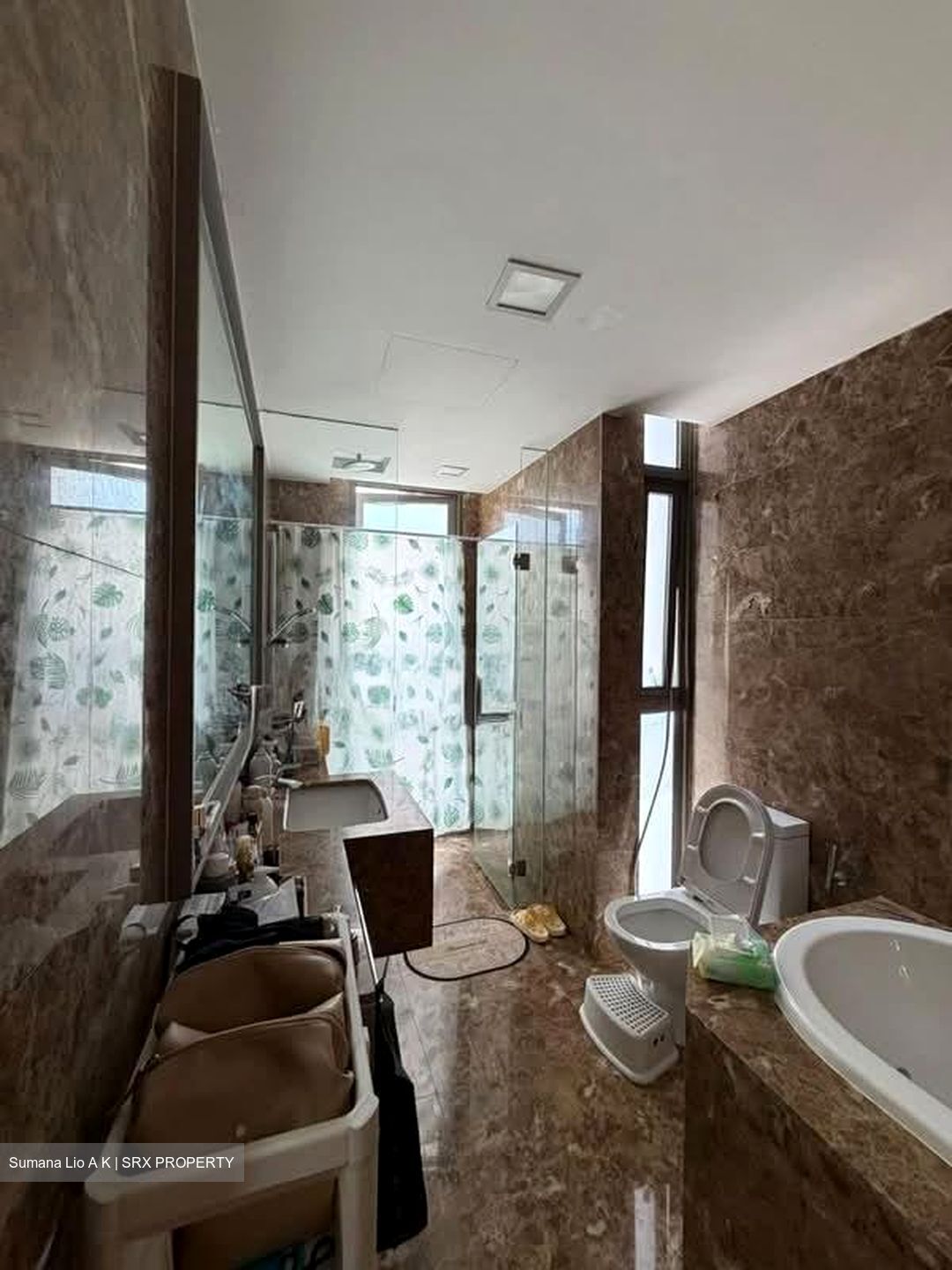 Kovan Regency (D19), Terrace #554141371